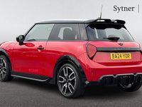 Usado Mini Cooper Sport 154 CV (113 kW) 2024 Rojo Utilitario