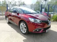 Used Renault Grand Scénic IV Iconic 140 HP (102 kW) 2019 Red/black MPV