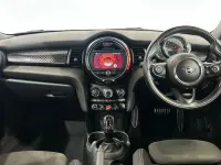Used Mini Cooper S Hatch 189 HP (139 kW) 2019 White Hatchback