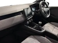 Used Renault Clio Techno 90 HP (66 kW) 2024 Grey Hatchback
