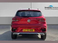 Używany MG ZS Exclusive 106 KM (77 kW) 2022 Czerwony SUV