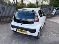 Used Citroën C1 VTR Sport 68 HP (50 kW) 2013 White Hatchback