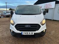 Used Ford Transit Custom 105 HP (77 kW) 2019 White Van
