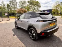 Używany Peugeot 2008 GT 134 KM (98 kW) 2025 Szary SUV