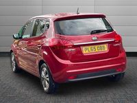 Used Kia Venga 89 HP (65 kW) 2016 Red Hatchback