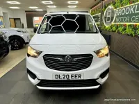 Używany Vauxhall Combo Sportive 2020 Biały Minivan