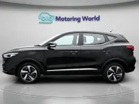 Usado MG ZS SE 114 kW (156 CV) 2023 Negro SUV