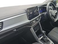 Used VW T-Roc Life 150 HP (110 kW) 2022 Black SUV