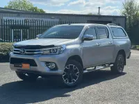 Używany Toyota HiLux 150 KM (110 kW) 2017 Srebrny Pickup