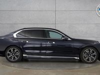 New BMW 750e Comfort Edition 482 HP (354 kW) 2025 Black Sedan