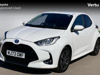 Used Toyota Yaris Hybrid Design 116 HP (85 kW) 2023 White Hatchback