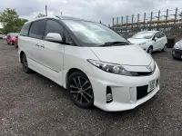 Used Toyota Estima 170 HP (125 kW) 2013 White MPV
