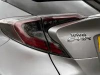 Used Toyota C-HR 122 HP (89 kW) 2017 Silver SUV