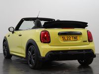 Used Mini Cooper Sport 134 HP (98 kW) 2022 Yellow Hatchback