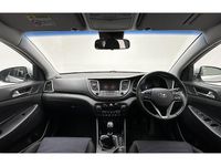 Used Hyundai Tucson SE 116 HP (85 kW) 2017 Platinum silver SUV