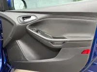Used Ford Focus Zetec 120 HP (88 kW) 2016 Blue Hatchback