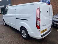 Used Ford Transit Custom Limited 130 HP (95 kW) 2022 White Van