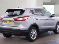 Used Nissan Qashqai Acenta Premium 116 HP (85 kW) 2014 Silver SUV