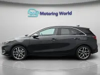 Usado Kia Ceed 158 HP (116 kW) 2022 Preto Citadino