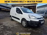 Used Citroën Berlingo 90 HP (66 kW) 2013 White MPV