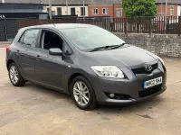 Używany Toyota Auris 2009 Szary Hatchback