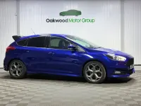 Used Ford Focus ST 185 HP (136 kW) 2017 Blue Hatchback