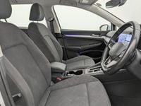 Used VW Golf VIII S 150 HP (110 kW) 2023 White Estate