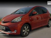 Used Toyota Aygo 67 HP (49 kW) 2012 Orange Hatchback