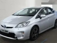 Used Toyota Prius 70 HP (51 kW) 2014 Silver Hatchback