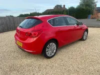 Used Vauxhall Astra Excite 2015 Red Hatchback