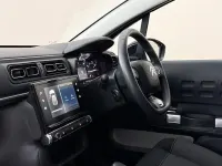 Used Citroën C3 PureTech 83 HP (61 kW) 2023 Beige Hatchback
