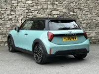 New Mini Cooper Exclusive 113 kW (154 HP) 2026 Green Hatchback