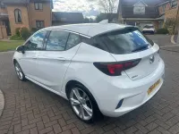 Używany Vauxhall Astra SRi 150 KM (110 kW) 2017 Biały Hatchback
