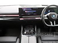 Used BMW 550e M Sport 482 HP (354 kW) 2023 White Sedan