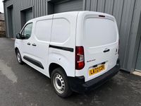 Used Citroën Berlingo 100 HP (73 kW) 2022 White MPV