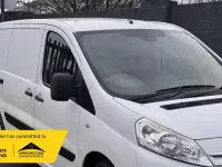 Usado Citroën Dispatch 125 HP (91 kW) 2015 Branco Monovolume