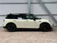 Usado Mini Cooper Clubman 136 CV (100 kW) 2016 Blanco Familiar