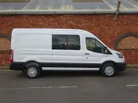 Usado Ford Transit Trend 130 HP (95 kW) 2023 Branco Van