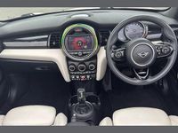 Used Mini Cooper Cabriolet Exclusive 134 HP (98 kW) 2019 White Cabriolet