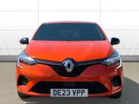 Used Renault Clio V Evolution 145 HP (106 kW) 2023 Orange Hatchback