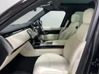Używany Land Rover Range Rover SE 295 KM (216 kW) 2025 Szary SUV