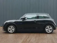 Used Mini Cooper Classic 156 HP (114 kW) 2024 Black Hatchback