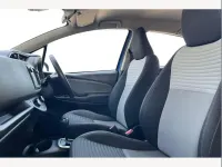 Used Toyota Yaris Hybrid 100 HP (73 kW) 2019 Blue Hatchback