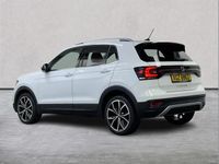 Used VW T-Cross SEL 110 HP (80 kW) 2022 White SUV