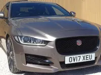 Usado Jaguar XE R-Sport 180 HP (132 kW) 2017 Castanho Sedan
