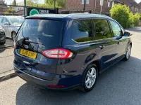 Usado Ford Galaxy Titanium 150 HP (110 kW) 2016 Azul Monovolume