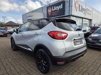 Used Renault Captur Dynamique 90 HP (66 kW) 2016 Silver/black SUV