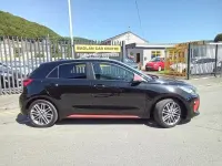 Usado Kia Rio 83 HP (61 kW) 2017 Preto Citadino