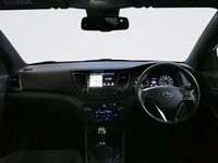 Used Hyundai Tucson GO! 116 HP (85 kW) 2018 White SUV