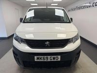 Used Peugeot Partner 131 HP (96 kW) 2019 White MPV